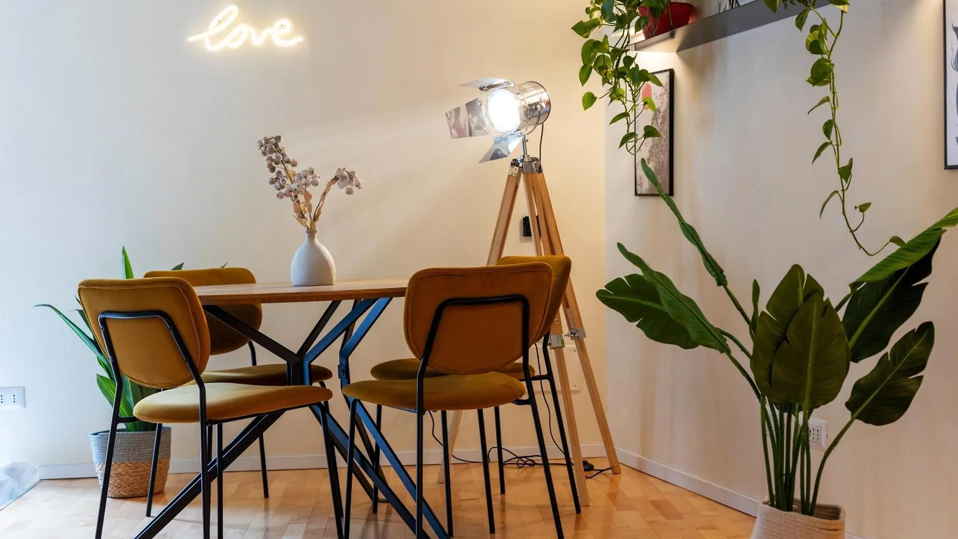 Cantoni 4A - Loft At Colosseum Rome Italy