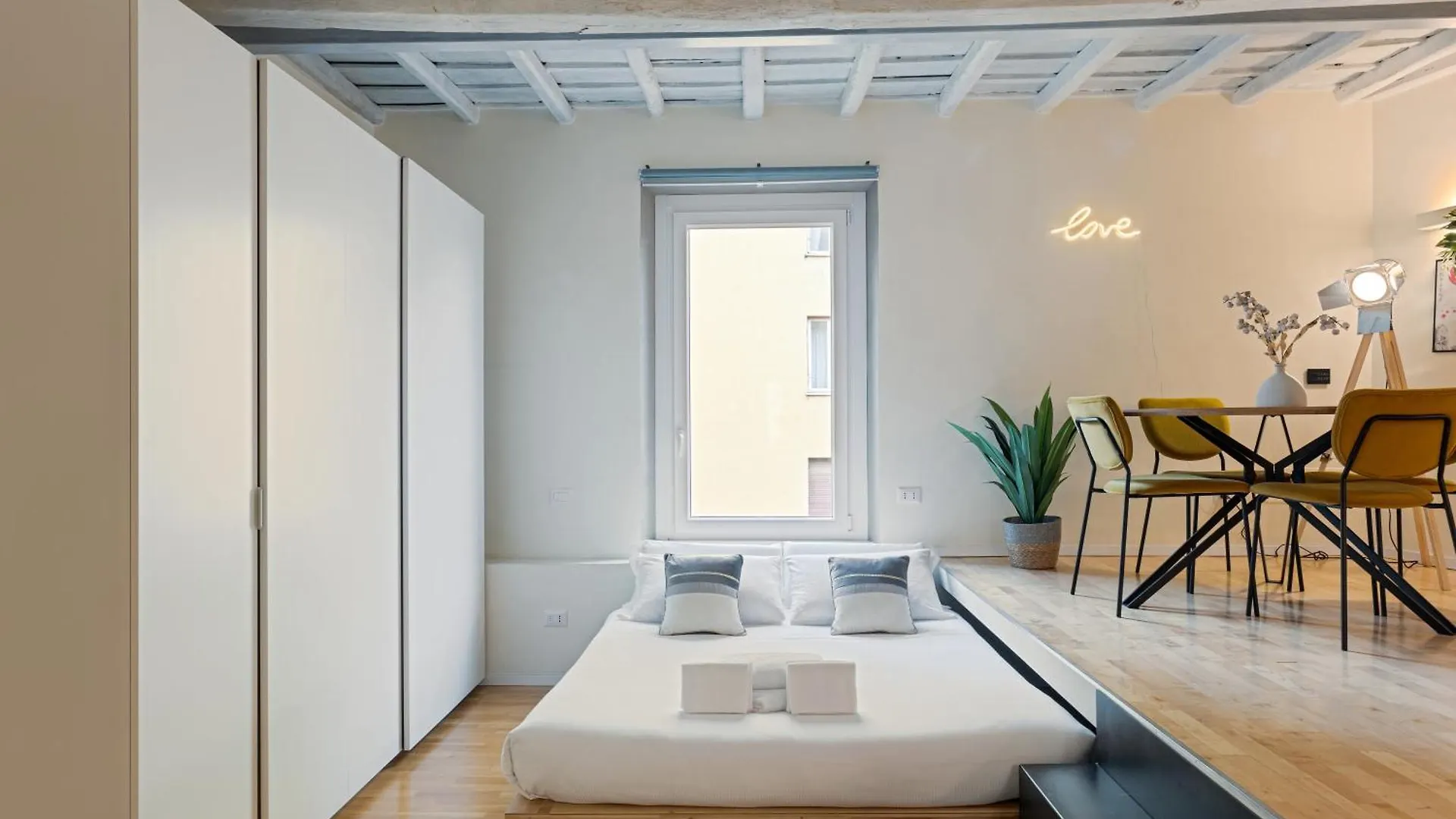 Cantoni 4A - Loft At Colosseum Rome